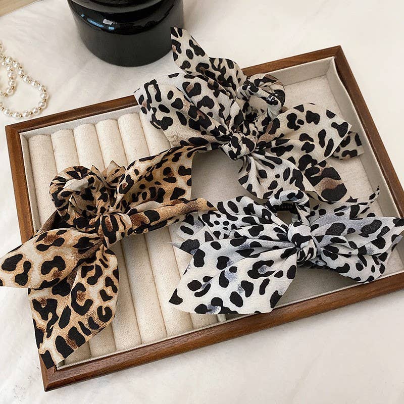 ANIMAL VINTAGE HAIR CLIPS