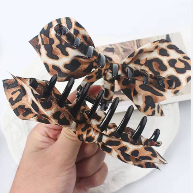 ANIMAL VINTAGE HAIR CLIPS