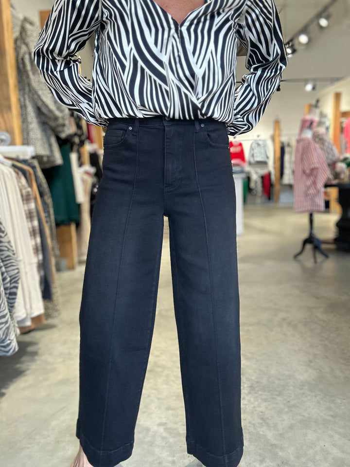 Anniewear Wide Jeans