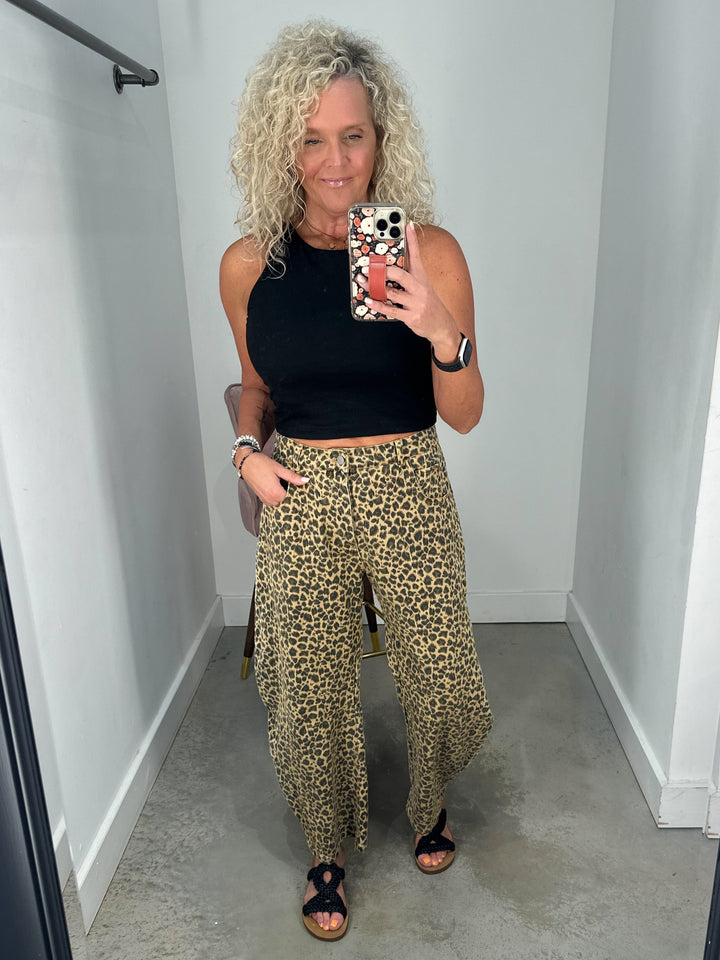 Leopard Barrel Jeans
