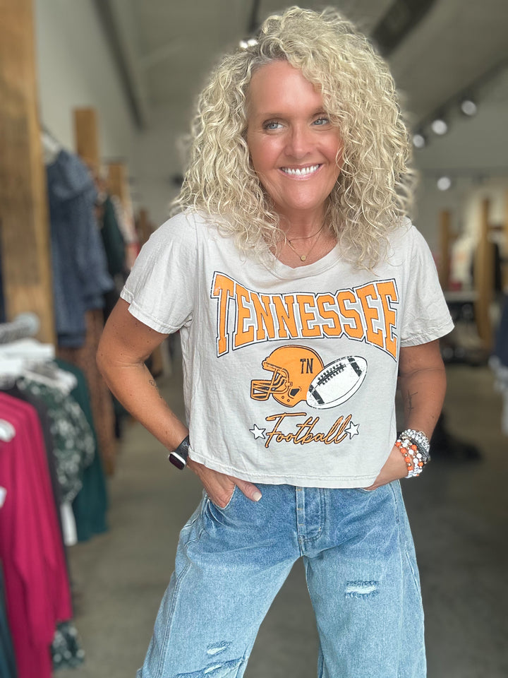 Tenn Football Short Crop